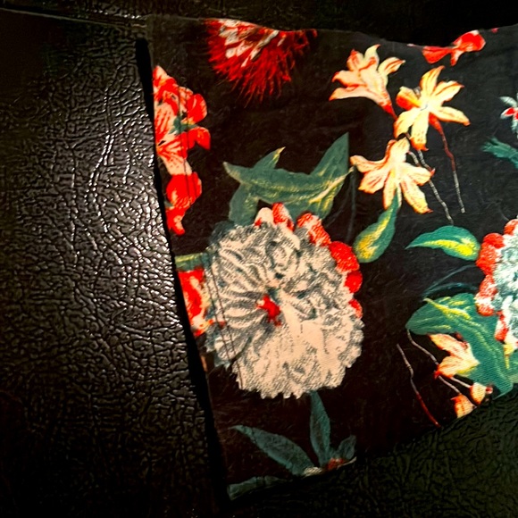 Floral tunic with bell sleeves - Picture 4 of 4